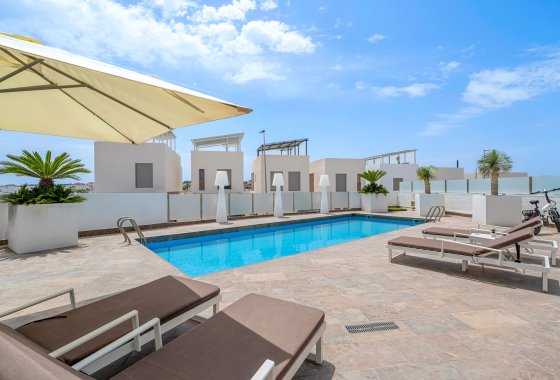 Перепродажа - Villa - Orihuela Costa - Villamartín