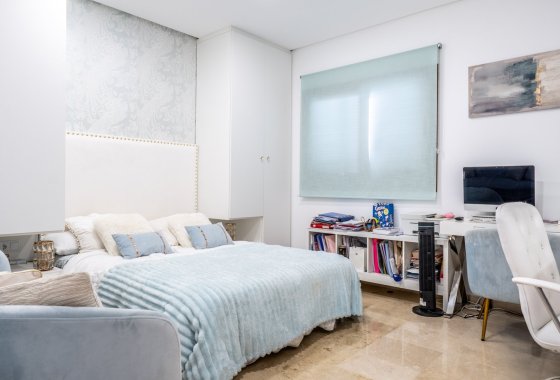 Resale - Villa - Baños y Mendigo