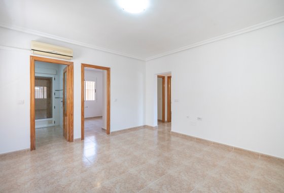 Resale - Villa - Algorfa