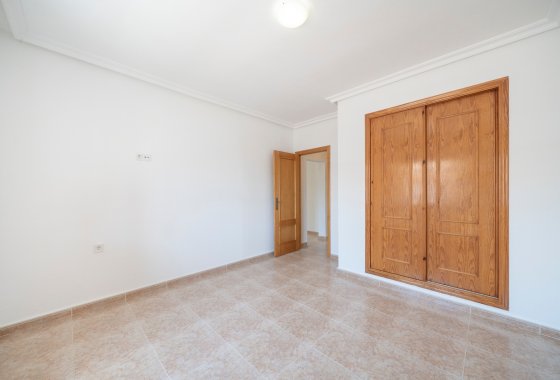 Resale - Villa - Algorfa