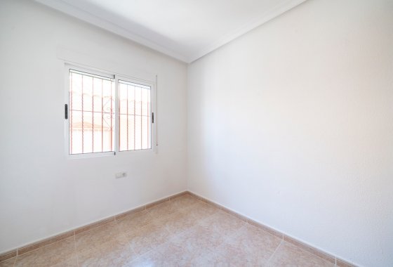 Resale - Villa - Algorfa
