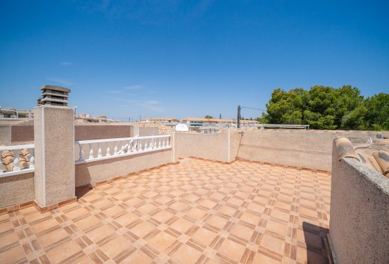 Resale - Villa - Algorfa