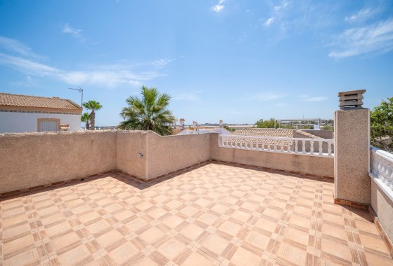 Resale - Villa - Algorfa