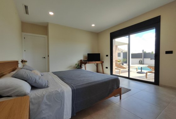 Obra nueva - Villa - Pinoso