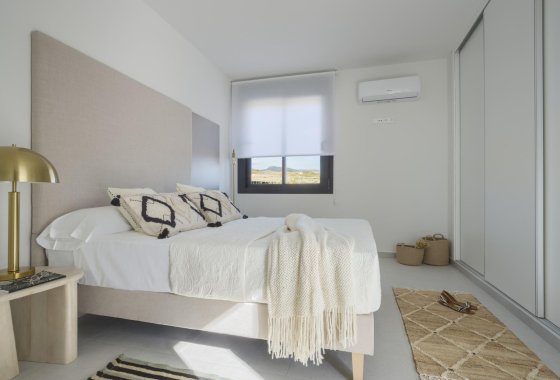 Obra nueva - Villa Adosada - Baños y Mendigo