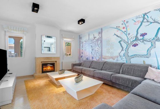 Перепродажа - Villa - Benissa