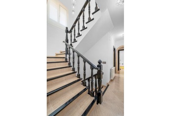 Перепродажа - Villa - Benissa