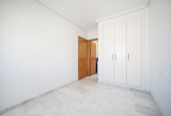 Újraértékesítés - Villa / ikerházfél - San Miguel de Salinas - San Miguel