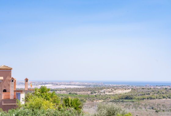 Újraértékesítés - Villa / ikerházfél - San Miguel de Salinas - San Miguel