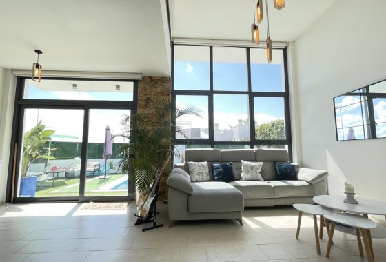 Herverkoop - Villa - Ciudad Quesada