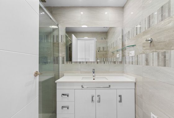 Újraértékesítés - Apartman - Torrevieja - Punta Prima