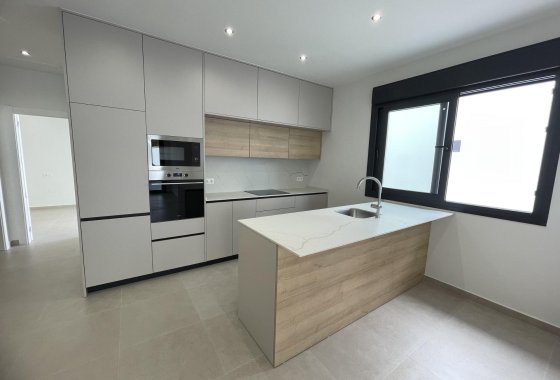 Новое здание - Villa - Almoradi - Almoradí