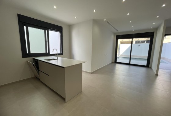 Новое здание - Villa - Almoradi - Almoradí