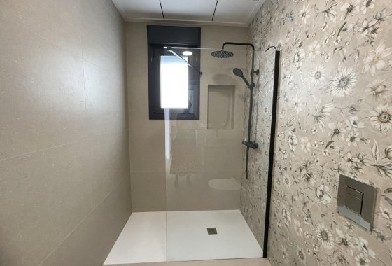 Новое здание - Villa - Almoradi - Almoradí