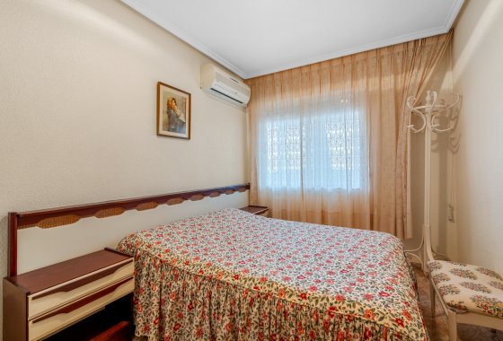 Reventa - Apartamento  - Torrevieja