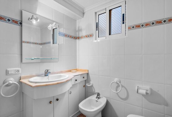 Reventa - Apartamento  - Torrevieja