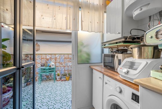 Újraértékesítés - Villa / ikerházfél - Los Alcázares