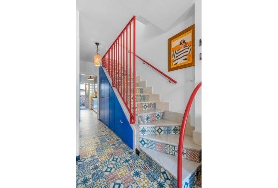 Újraértékesítés - Villa / ikerházfél - Los Alcázares