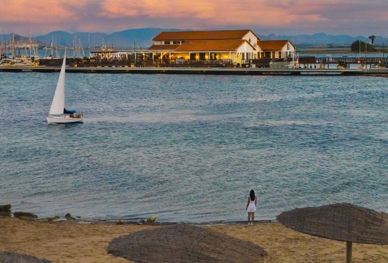 Новое здание - Квартира  - Los Alcázares