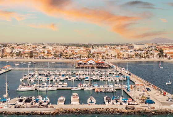 Новое здание - Квартира  - Los Alcázares