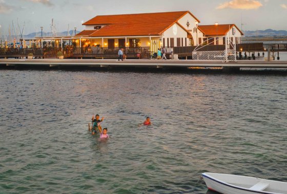 Новое здание - Квартира  - Los Alcázares