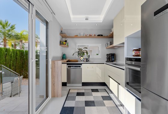 Újraértékesítés - Adosado - Ciudad Quesada - Doña pepa