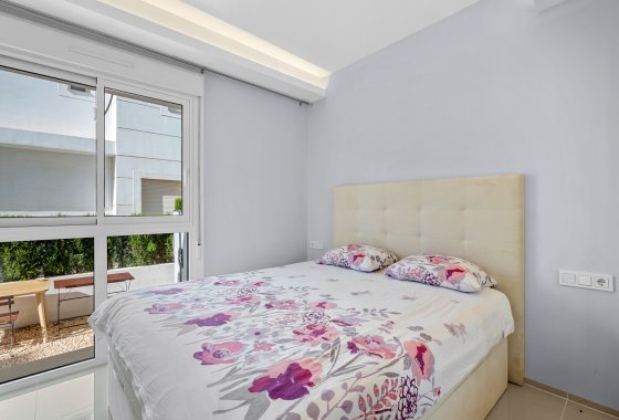 Újraértékesítés - Adosado - Ciudad Quesada - Doña pepa