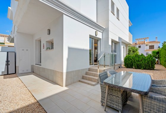 Újraértékesítés - Adosado - Ciudad Quesada - Doña pepa