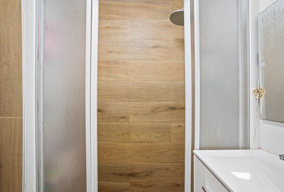 Resale - Apartment  - Torrevieja - La Siesta