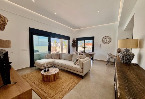 Новое здание - Villa - Rojales