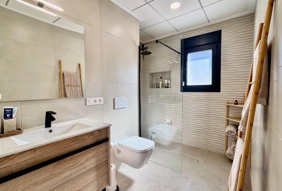 Новое здание - Villa - Rojales