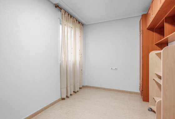Reventa - Apartamento  - Torrevieja