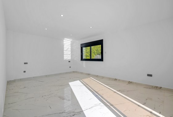 Перепродажа - Villa - Campoamor