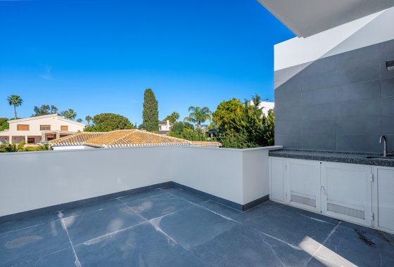 Перепродажа - Villa - Campoamor