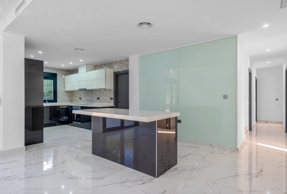 Перепродажа - Villa - Campoamor