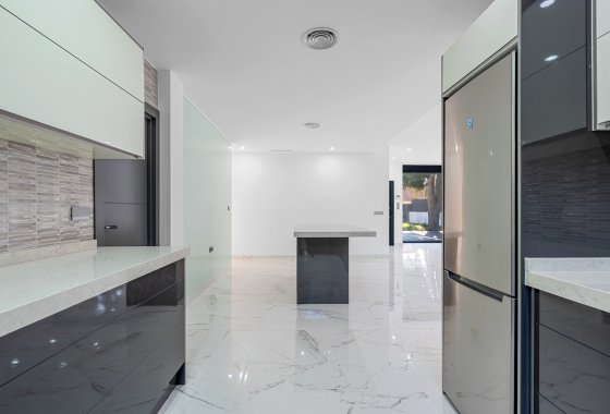 Перепродажа - Villa - Campoamor