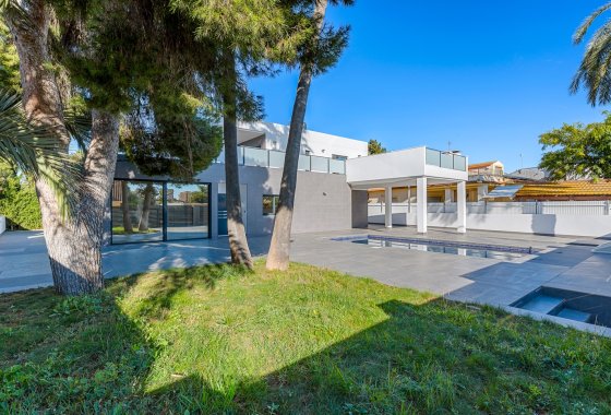Перепродажа - Villa - Campoamor