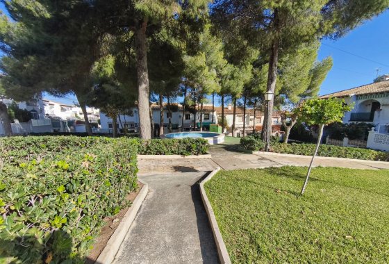 Перепродажа - Квартира  - Torrevieja - Lago jardin