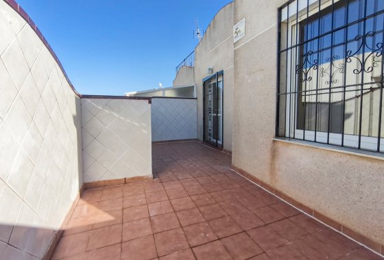 Перепродажа - Квартира  - Torrevieja - Lago jardin