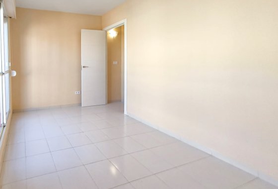 Перепродажа - Квартира  - Torrevieja - Lago jardin