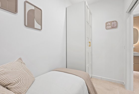 Перепродажа - Вилла / Полуотдельная - Torrevieja - El chaparral