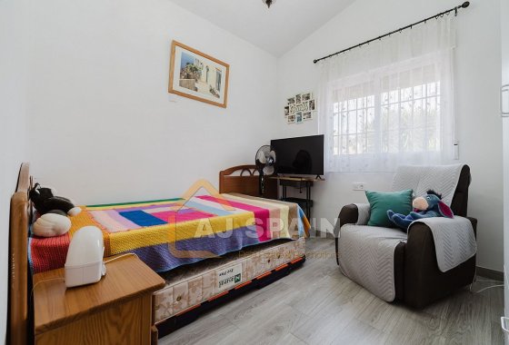 Resale - Country Estate - Fortuna