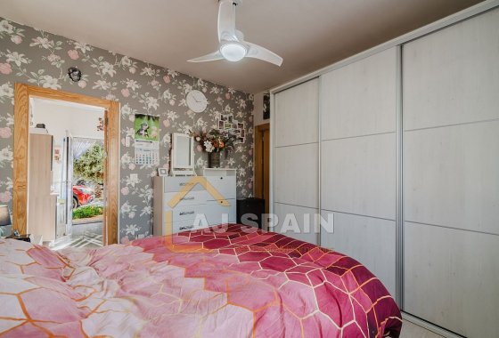 Resale - Country Estate - Fortuna