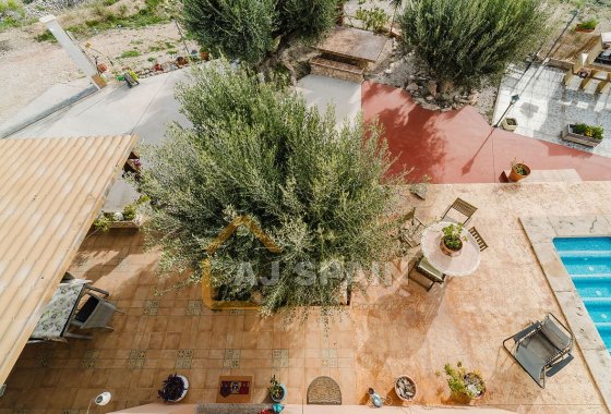 Resale - Country Estate - Fortuna