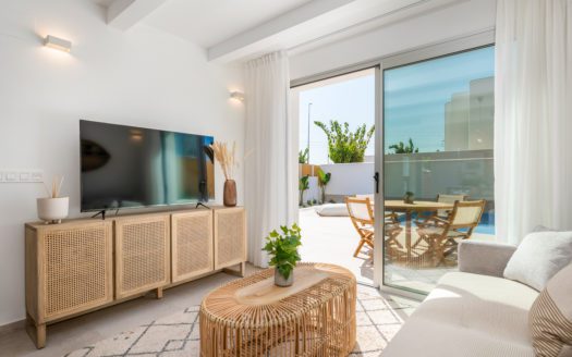 Villa 3 dorm estilo Ibiza en Golf Resort