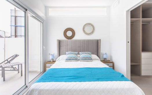 Apartamentos 2/3 dorm. Santiago de la Ribera